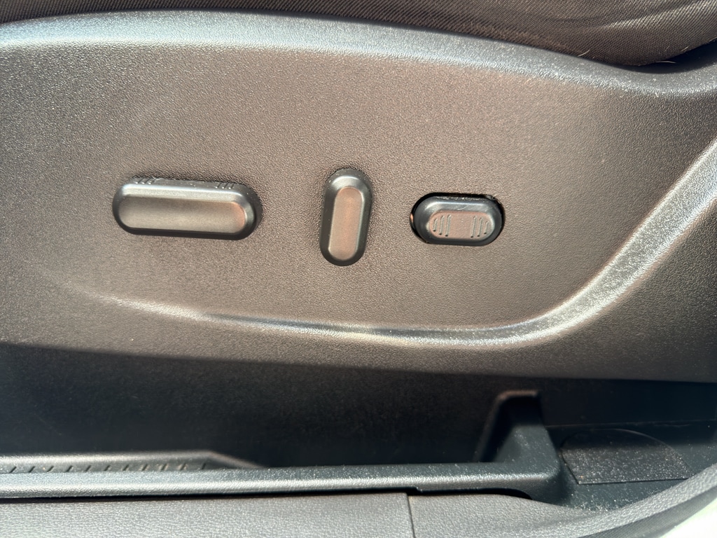 Used 2018 Ford Escape - photo 20