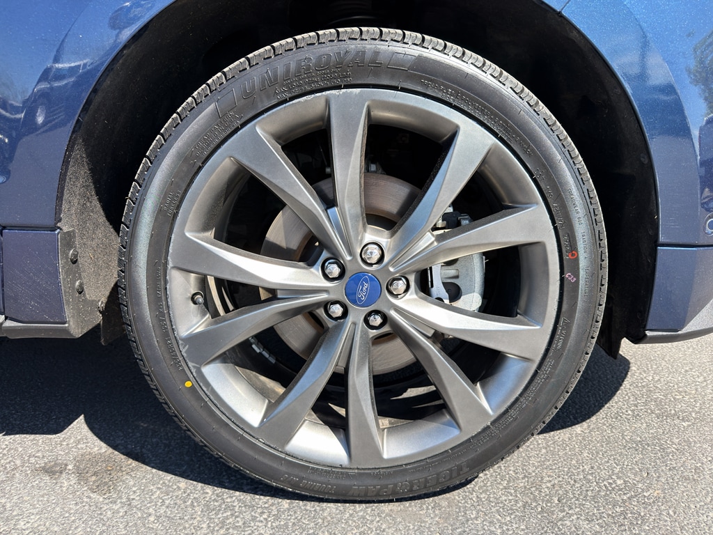 Used 2017 Ford Edge - photo 9