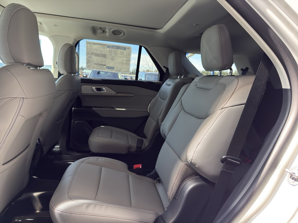 New 2026 Ford Explorer - photo 29