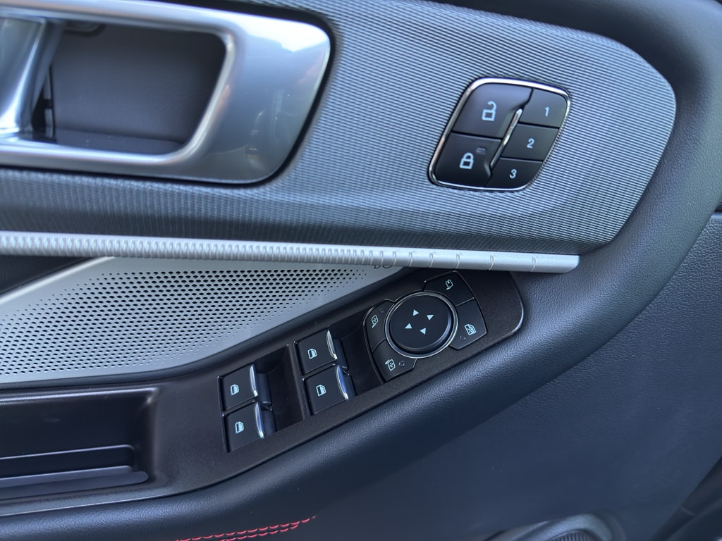 New 2026 Ford Explorer - photo 17
