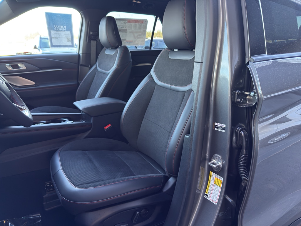 New 2026 Ford Explorer - photo 18