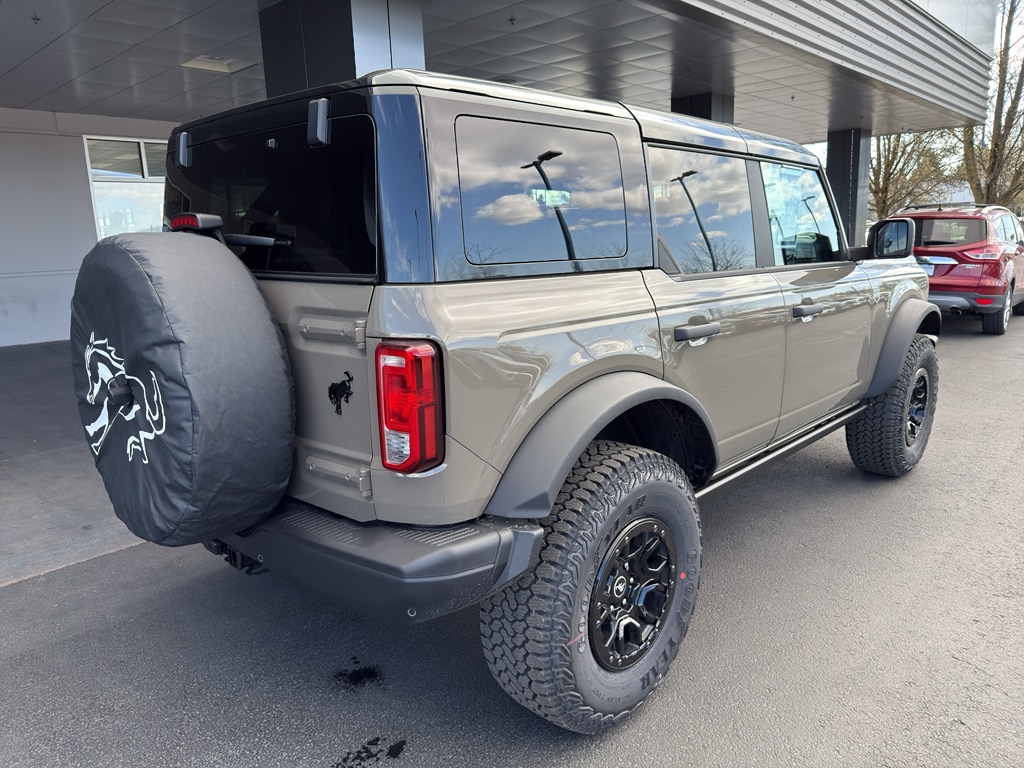 New 2026 Ford Bronco - photo 2