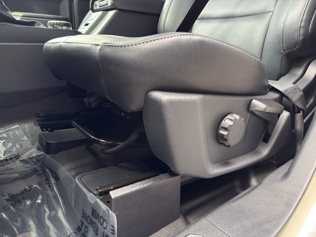 New 2026 Ford Bronco - photo 17