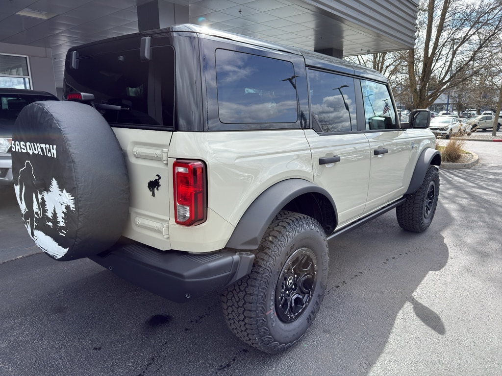New 2026 Ford Bronco - photo 2