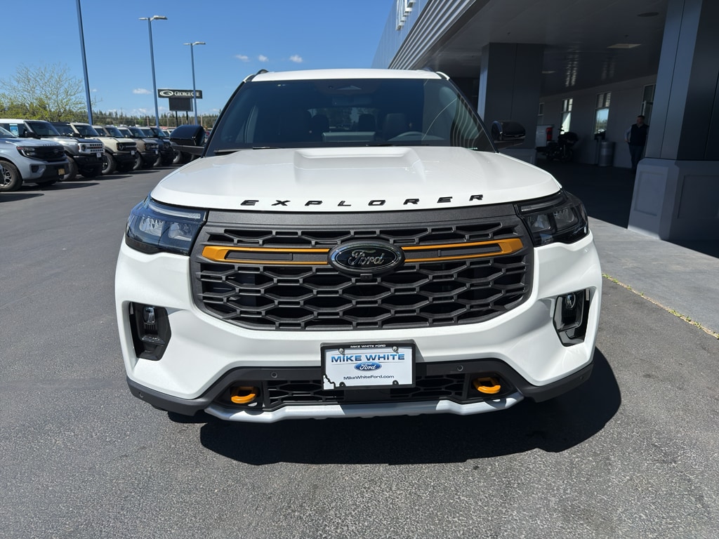 New 2026 Ford Explorer - photo 2