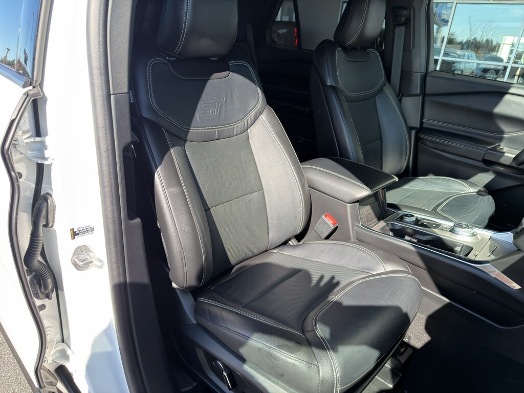 Used 2020 Ford Explorer - photo 17