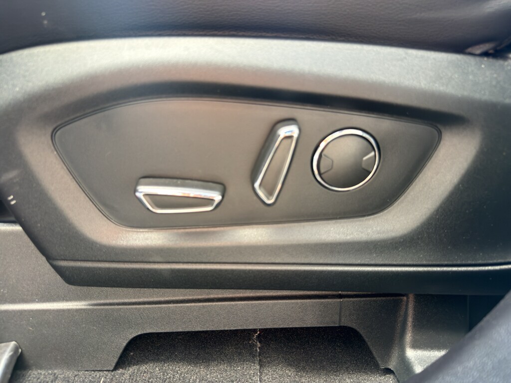 Used 2020 Ford Explorer - photo 27