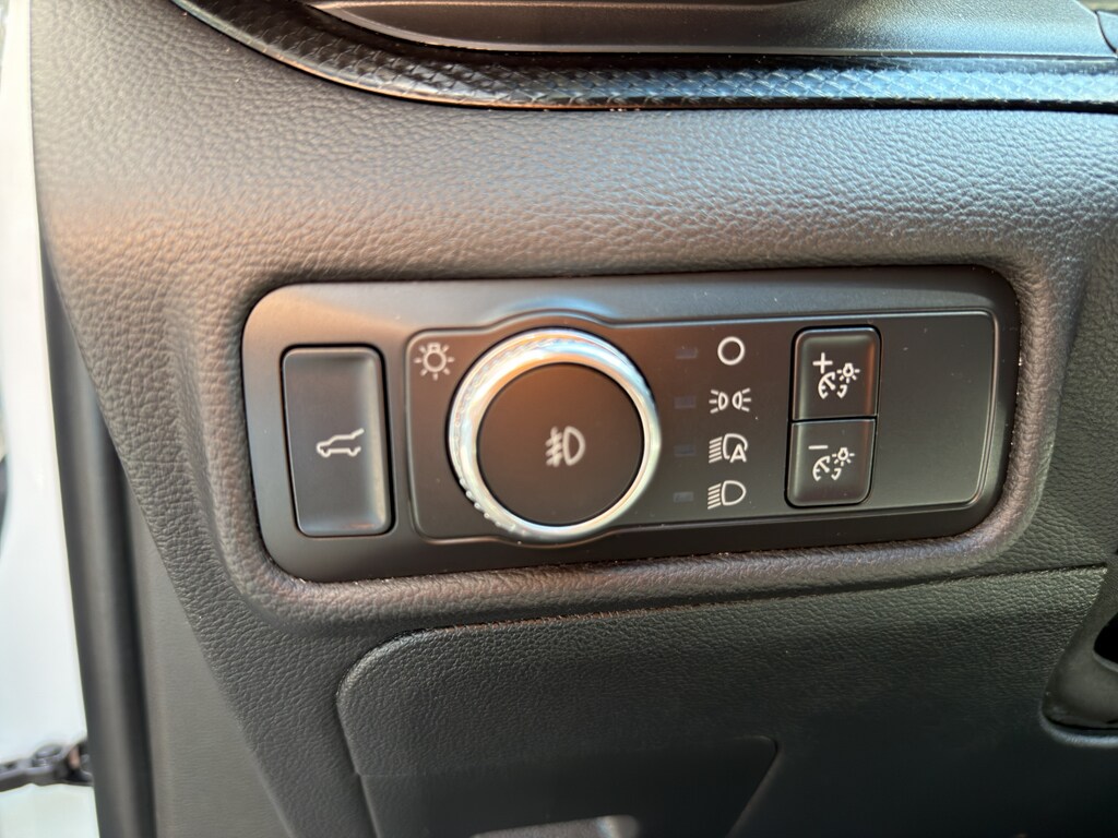 Used 2020 Ford Explorer - photo 28