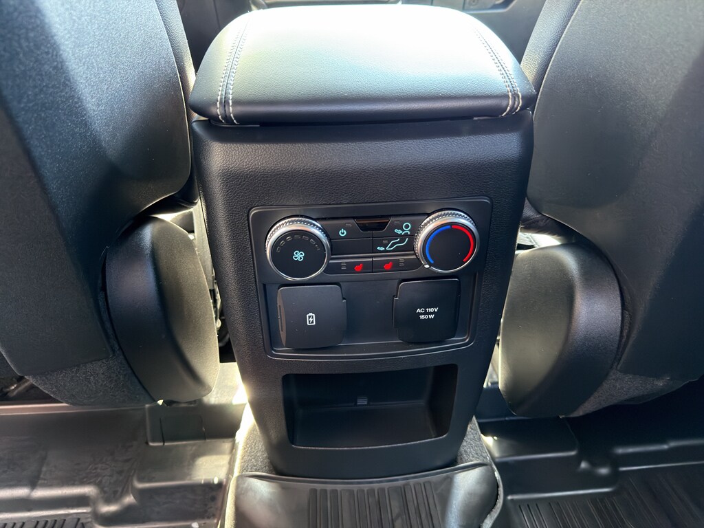 Used 2020 Ford Explorer - photo 8