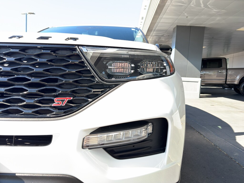 Used 2020 Ford Explorer - photo 12