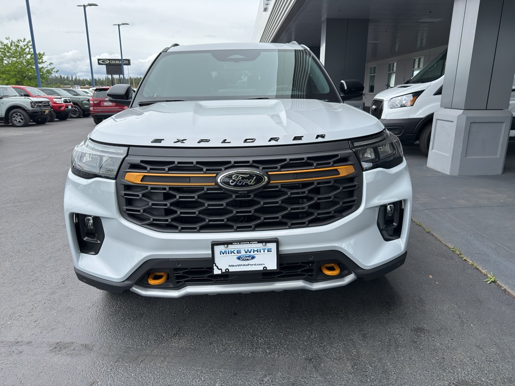 New 2026 Ford Explorer - photo 2