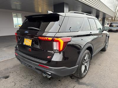 Used 2025 Ford Explorer - photo 1