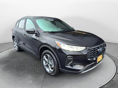 Used 2025 Ford Escape - photo 1
