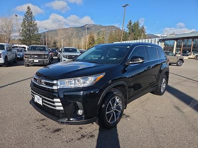 Used 2019 Toyota Highlander - photo 1