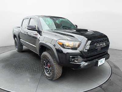 Used 2019 Toyota Tacoma - photo 1