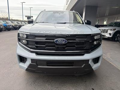 Used 2025 Ford Expedition - photo 1
