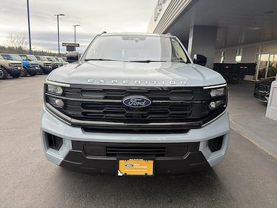 Used 2025 Ford Expedition - photo 1