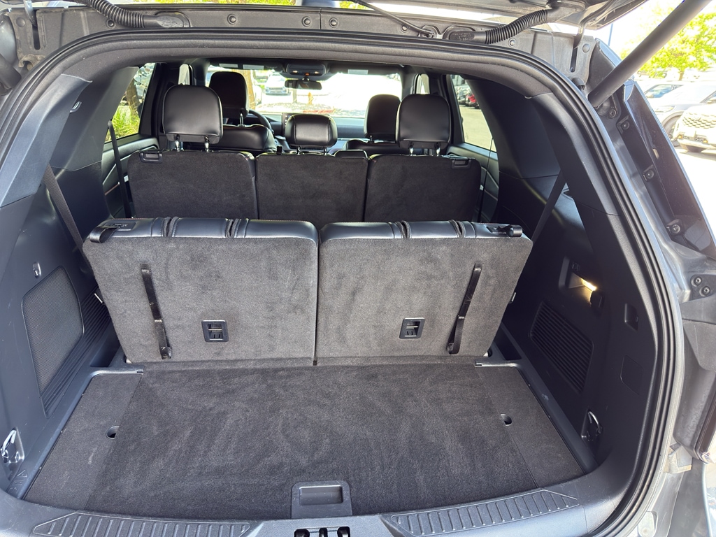 Used 2025 Ford Explorer - photo 12