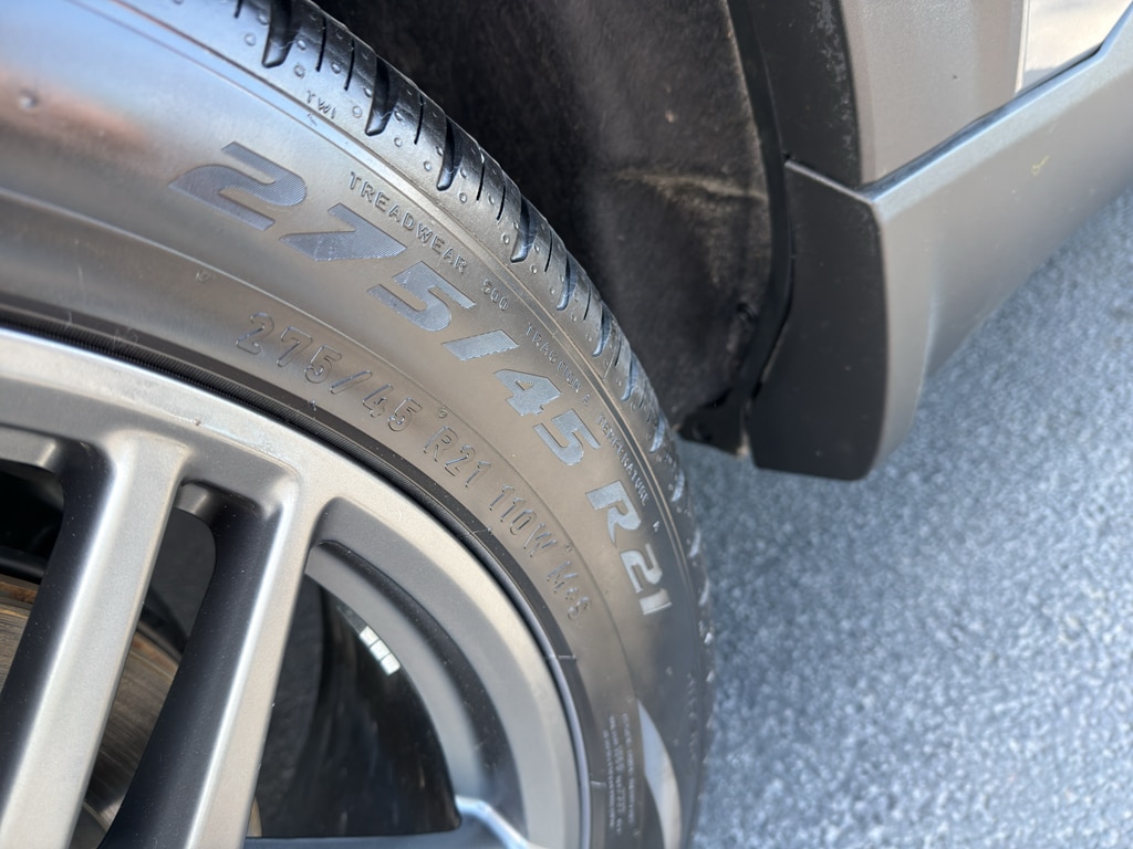 Used 2025 Ford Explorer - photo 16