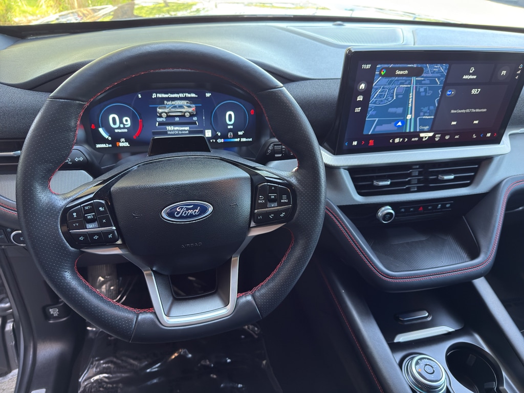 Used 2025 Ford Explorer - photo 22