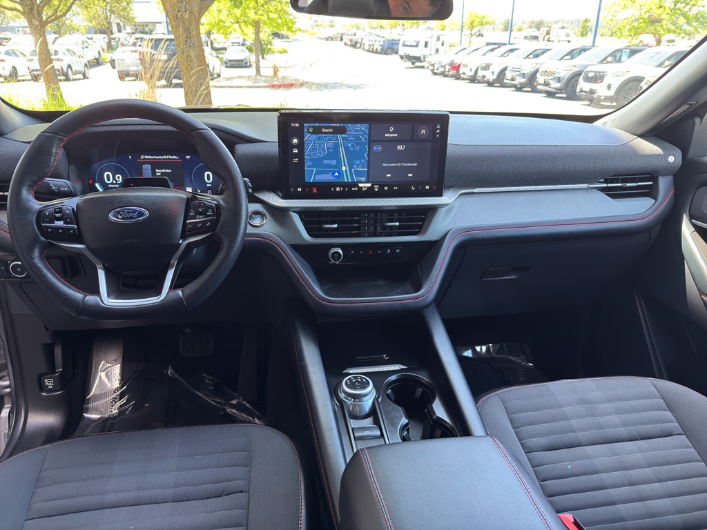 Used 2025 Ford Explorer - photo 26