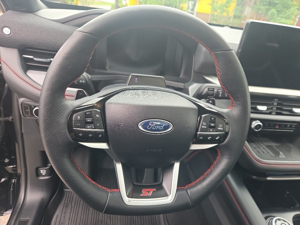 Used 2025 Ford Explorer - photo 23
