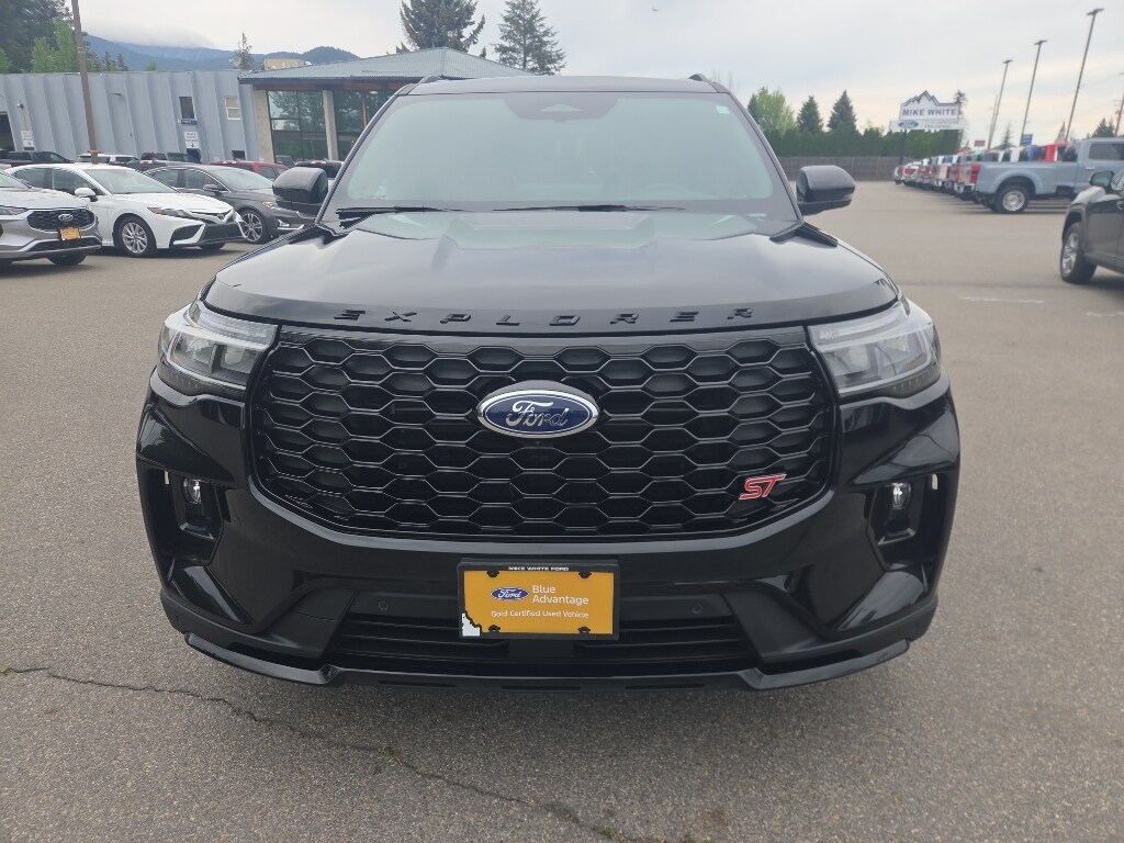 Used 2025 Ford Explorer - photo 5