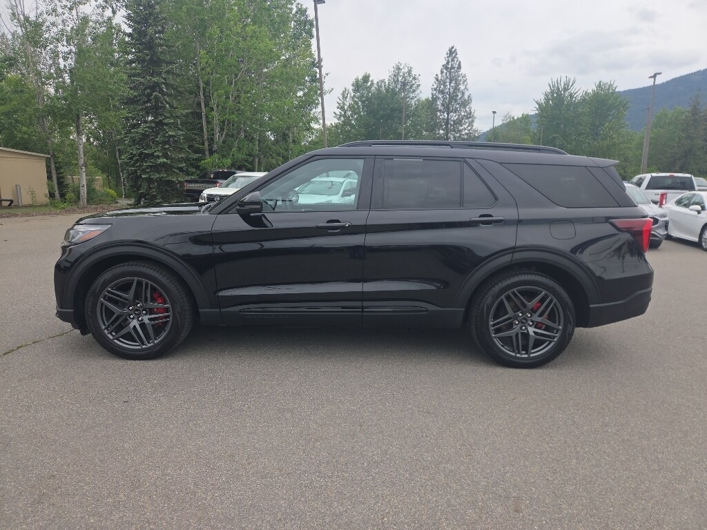 Used 2025 Ford Explorer - photo 7