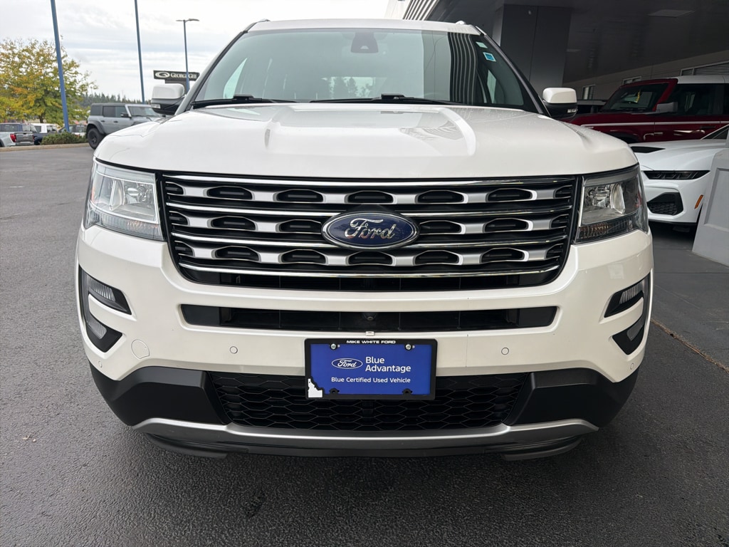 Used 2017 Ford Explorer - photo 2