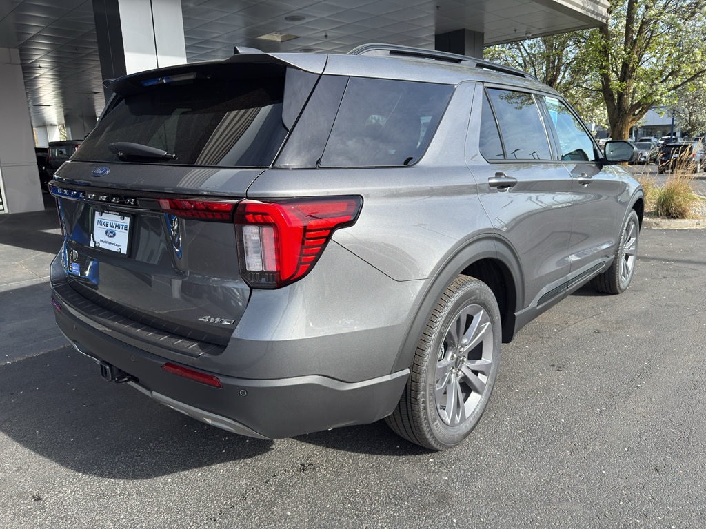 New 2026 Ford Explorer - photo 2