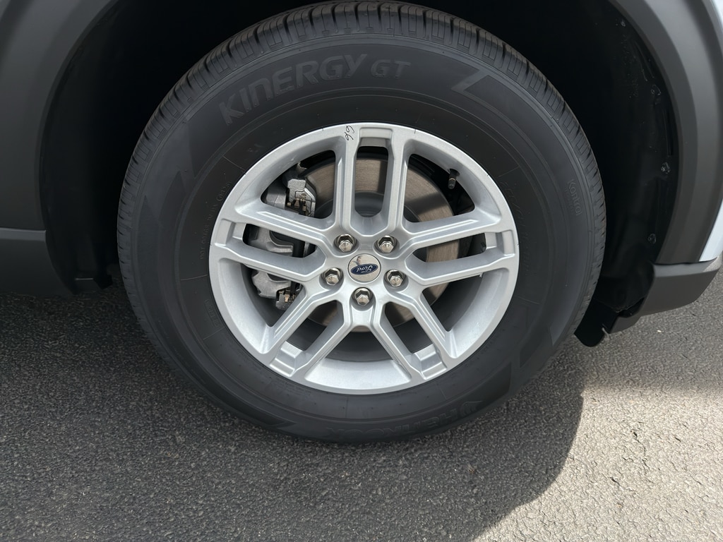 New 2026 Ford Explorer - photo 14