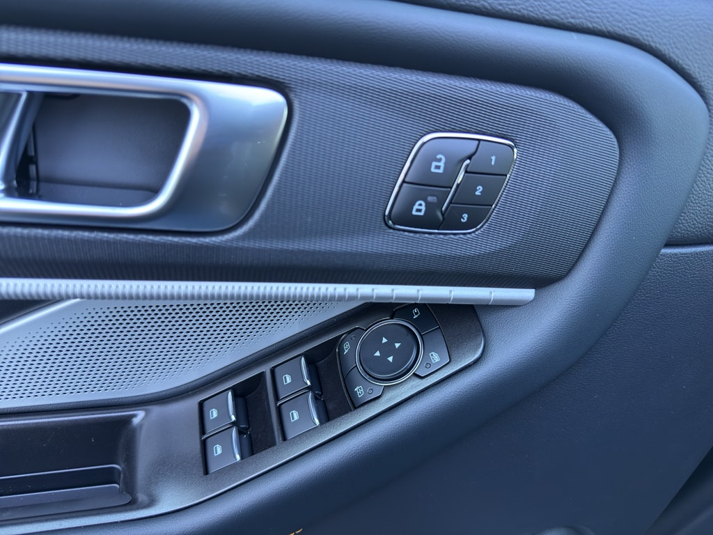 New 2026 Ford Explorer - photo 17