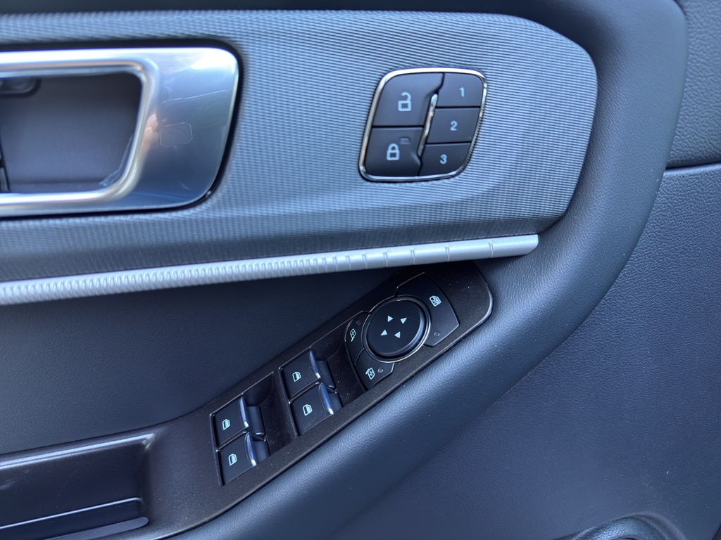 New 2026 Ford Explorer - photo 16