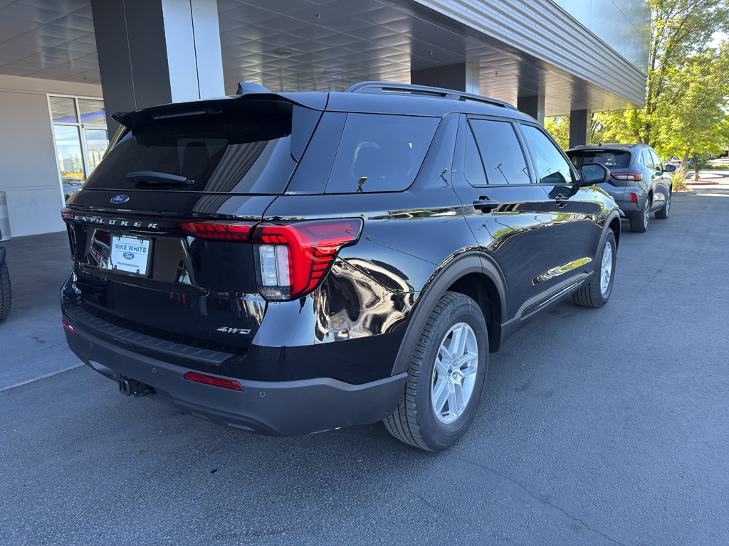 New 2026 Ford Explorer - photo 2