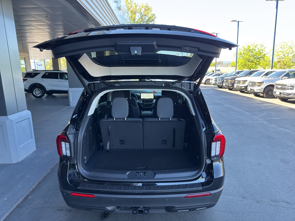 New 2026 Ford Explorer - photo 8
