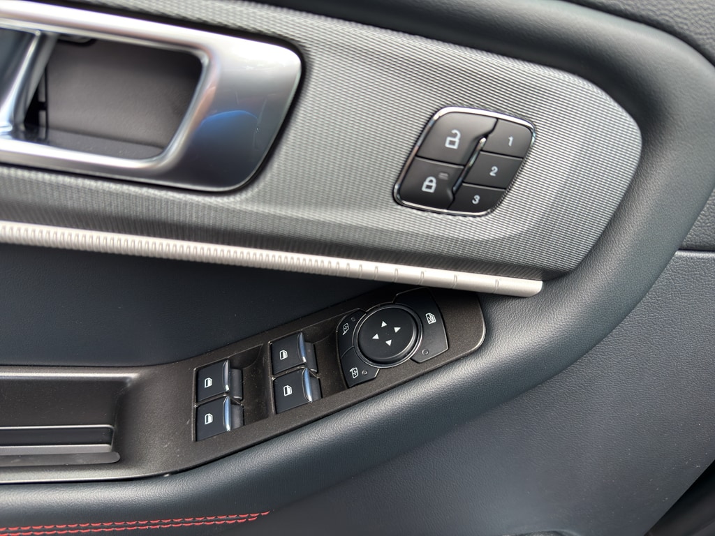 New 2026 Ford Explorer - photo 17