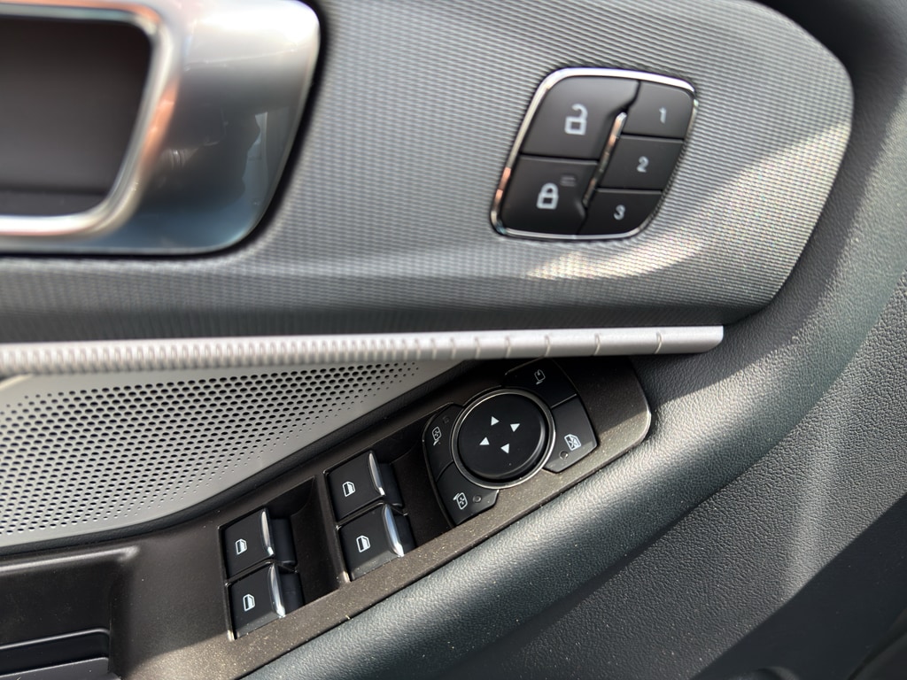 New 2026 Ford Explorer - photo 19