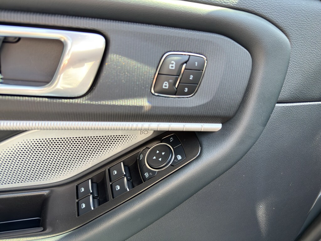 New 2026 Ford Explorer - photo 17