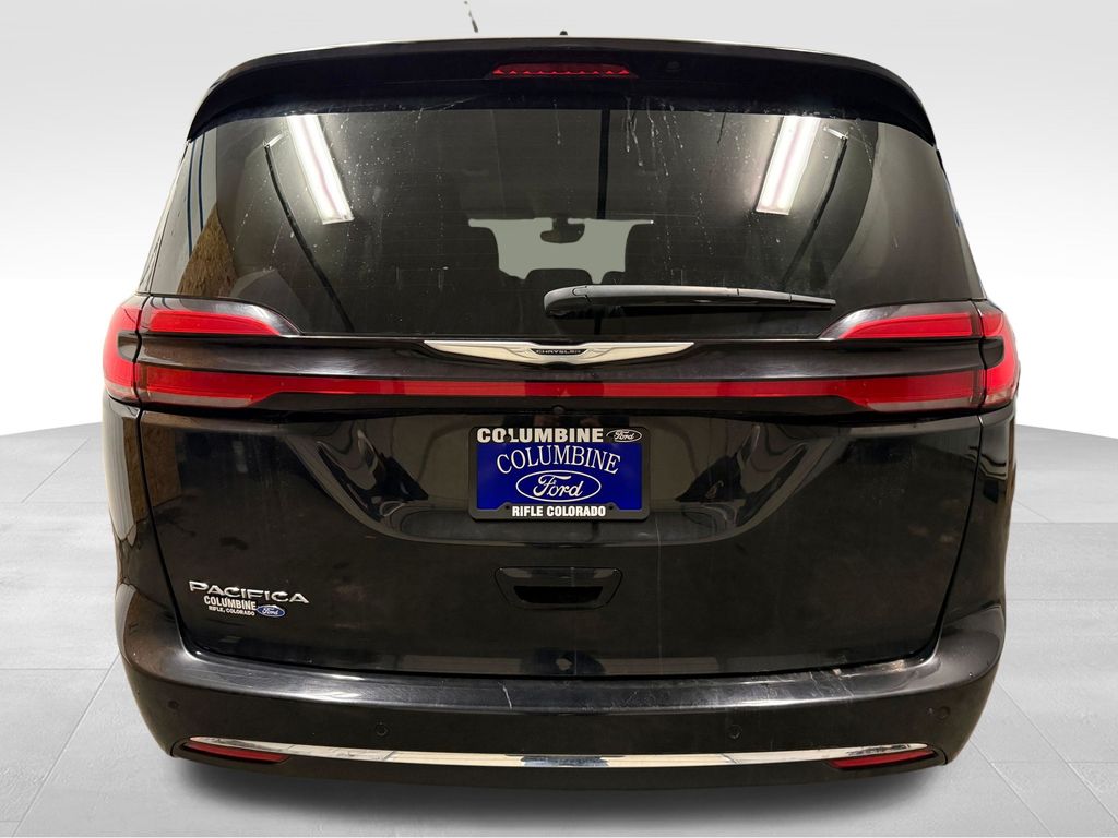 Used 2024 Chrysler Pacifica - photo 5