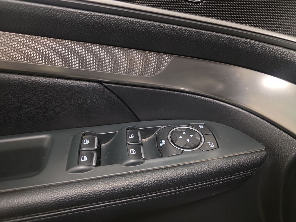 Used 2018 Ford Explorer - photo 17