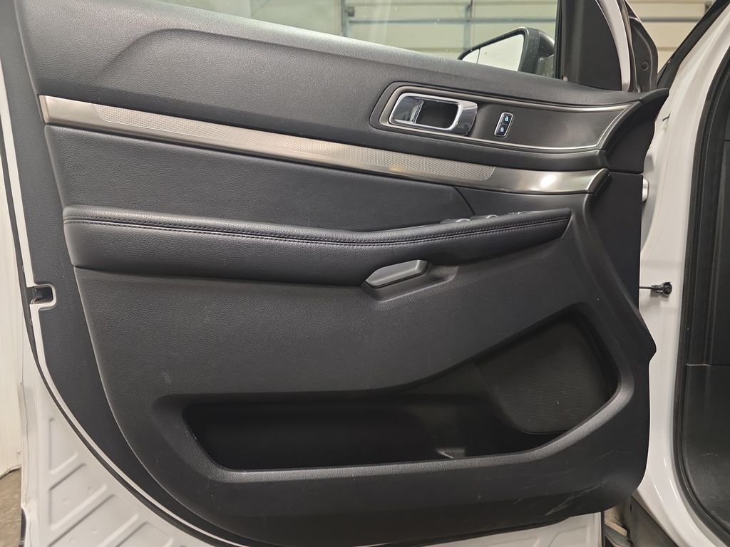 Used 2018 Ford Explorer - photo 18