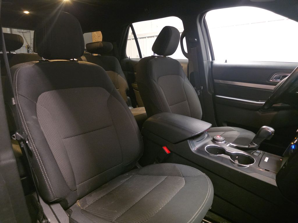 Used 2018 Ford Explorer - photo 28