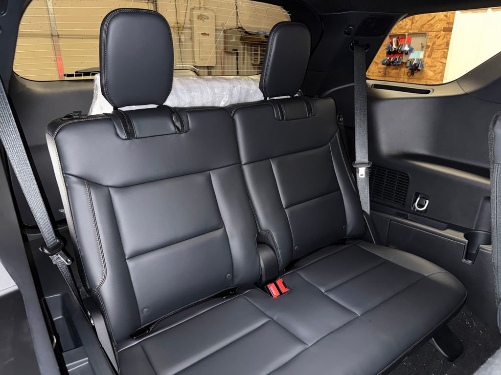New 2026 Ford Explorer - photo 25