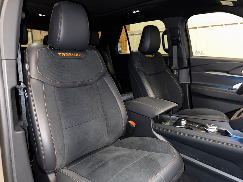 New 2026 Ford Explorer - photo 28