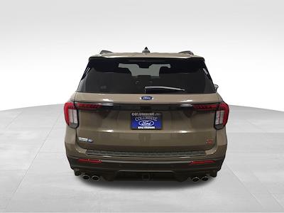 New 2026 Ford Explorer - photo 2