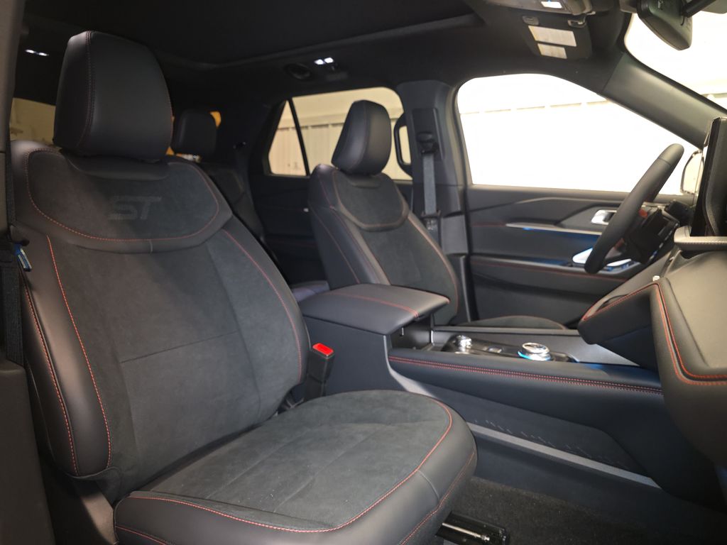 New 2026 Ford Explorer - photo 31