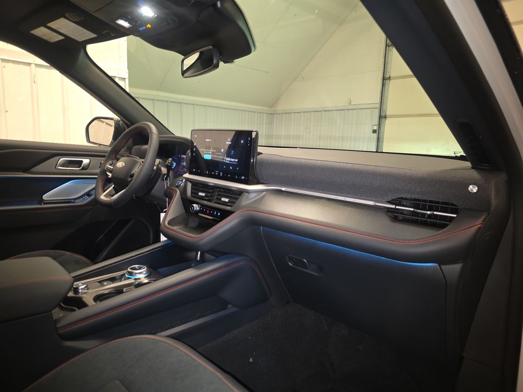 New 2026 Ford Explorer - photo 32
