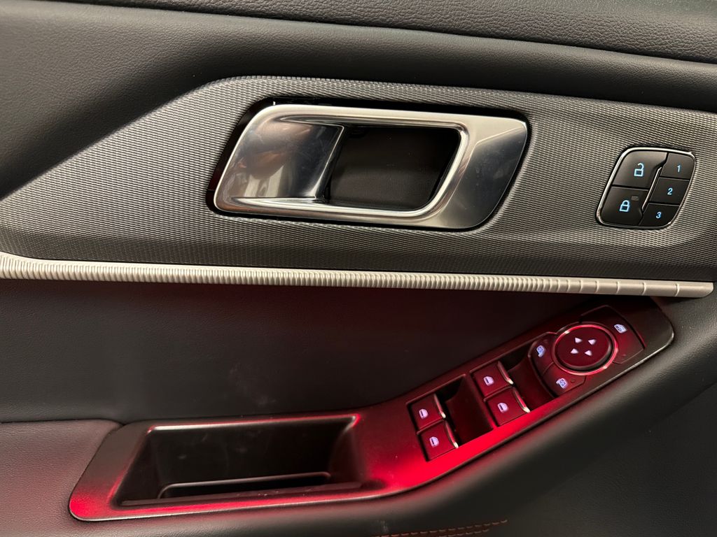 New 2026 Ford Explorer - photo 24
