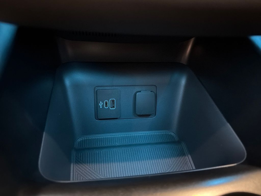 New 2026 Ford Explorer - photo 17