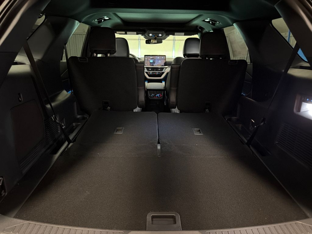 New 2026 Ford Explorer - photo 32
